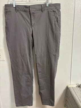 LOFT Women’s Gray Straight Leg Chinos 14